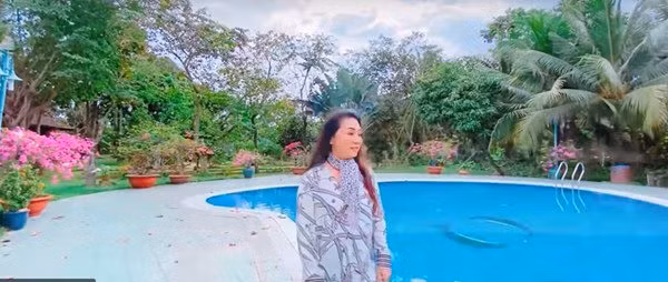 NSND Bạch Tuyết hưởng tuổi già trong biệt phủ riêng, cho phủ vàng lên tượng - 5