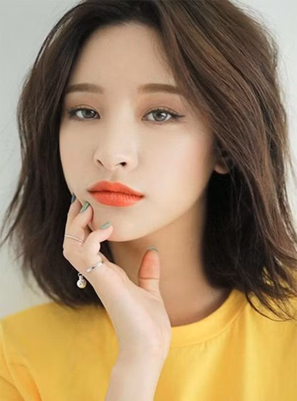 15 màu tóc nâu khói đẹp được yêu thích nhất dẫn đầu xu hướng năm 2020 - 1