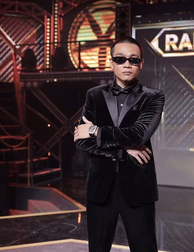 Chồng Tóc Tiên quyền lực thế nào mà khiến cả hội Rap Việt phải amp;#34;cúi đầuamp;#34; cảm ơn? - 15