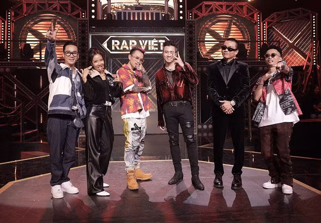 Chồng Tóc Tiên quyền lực thế nào mà khiến cả hội Rap Việt phải amp;#34;cúi đầuamp;#34; cảm ơn? - 18