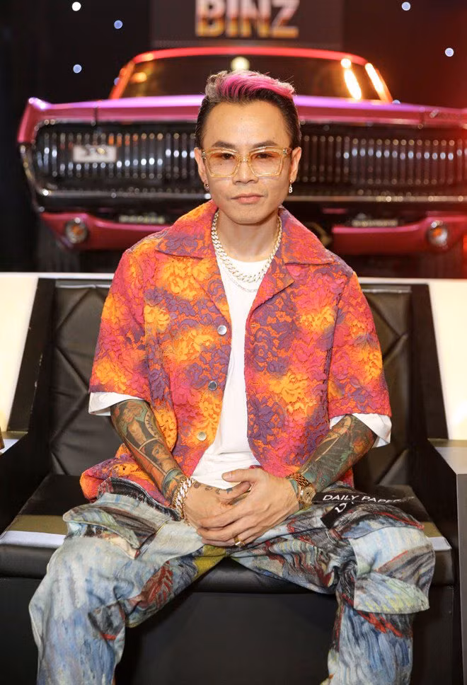 Chồng Tóc Tiên quyền lực thế nào mà khiến cả hội Rap Việt phải amp;#34;cúi đầuamp;#34; cảm ơn? - 10