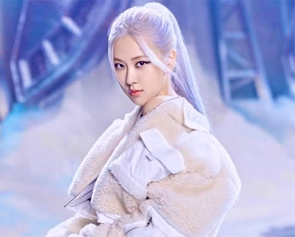 15 Kiểu nhuộm tóc màu khói đẹp thịnh hành giúp nâng tông da hiệu quả - 8