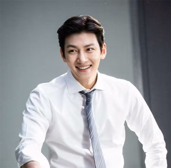 Những kiểu tóc 7/3 cho nam đẹp trẻ trung được yêu thích nhất hiện nay - 3