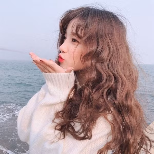 20 Kiểu tóc dài đẹp trẻ trung năng động cho nữ được yêu thích nhất hiện nay - 8