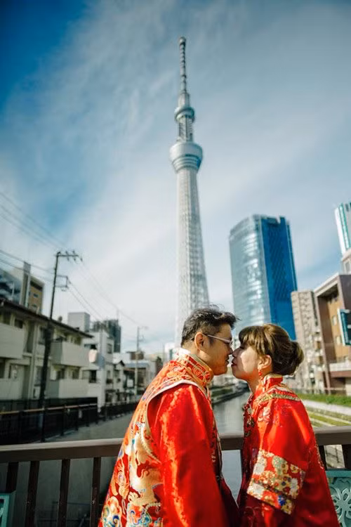 Cặp đôi chi tiền sang nước ngoài chụp ảnh cưới, cái kết khóc thét, về mang giấu vội - 17