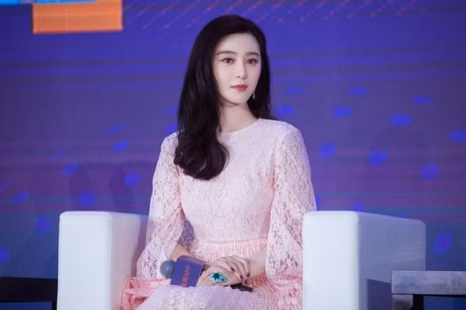 Đại gia trung niên cầu hôn Phạm Băng Băng: amp;#34;Anh có 70 tỷ, anh đủ tư cách nuôi emamp;#34; - 5