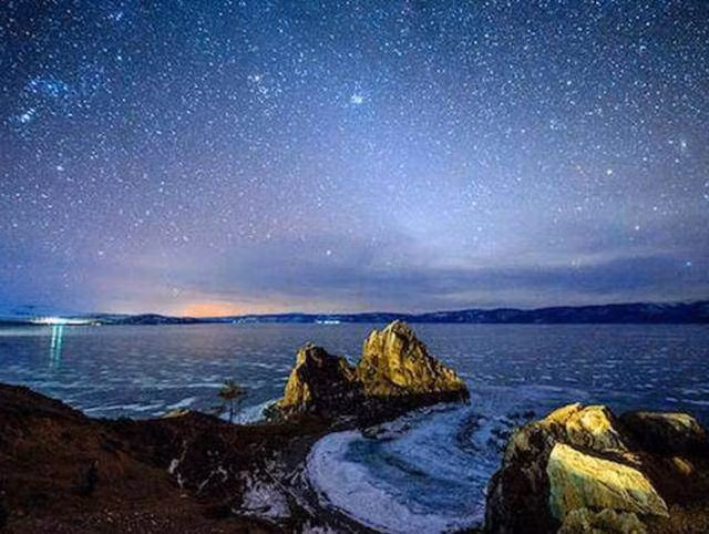 Hồ nước được cho là chứa hàng tấn vàng nhưng chẳng ai dám khai thác ảnh 4 Hồ nước được cho là chứa hàng tấn vàng nhưng chẳng ai dám khai thác ảnh 4