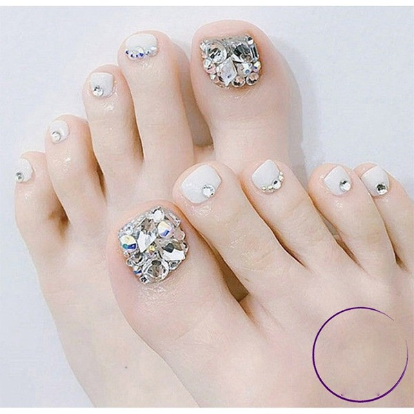 Những mẫu nail chân đẹp đơn giản nhẹ nhàng dẫn đầu xu hướng hiện nay - 9