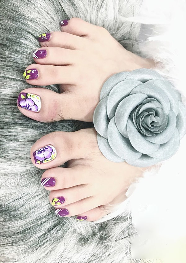 Những mẫu nail chân đẹp đơn giản nhẹ nhàng dẫn đầu xu hướng hiện nay - 14