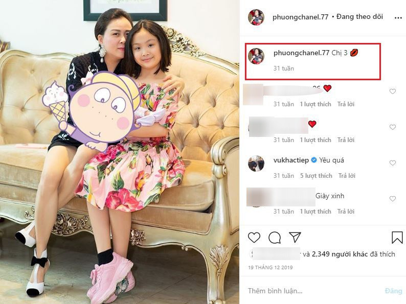 Vào tháng 12 năm ngoái, Phượng Chanel từng ngầm xác nhận có con khi chia sẻ ảnh bé Suri (con gái thứ 2) bế trên tay một em bé mới sinh. Thời điểm đó, Phượng Chanel được cho là vừa mới sinh con. Dù vậy, cứ nhìn phong cách ăn mặc và vóc dáng của cô, hẳn sẽ không ai nghĩ bà xã Quách Ngọc Ngoan vừa lâm bồn.