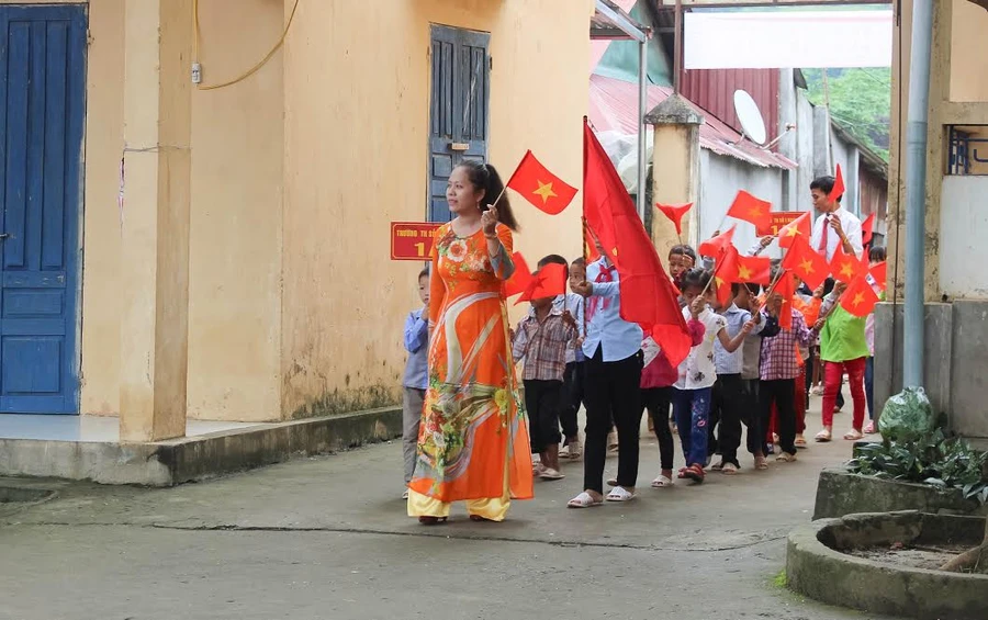 Học sinh Trường Tiểu học số 1 Noong Hẻo sẵn sàng bước vào năm học mới