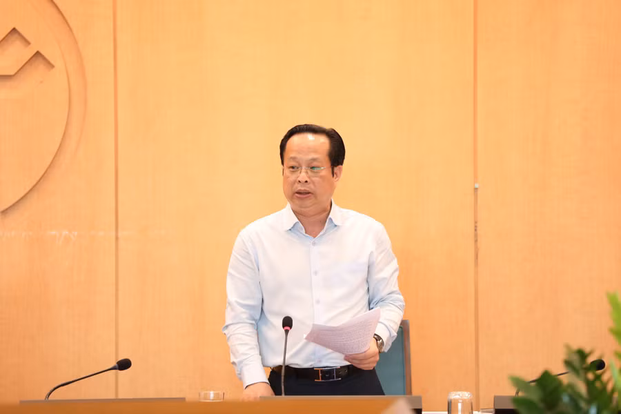 Giám đốc Sở GD&amp;ĐT Hà Nội Trần Thế Cương phát biểu.