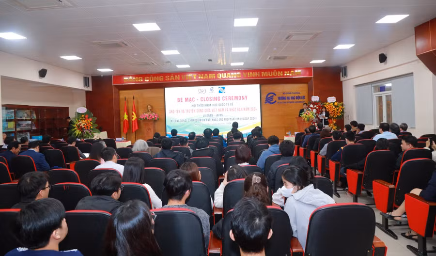 Quang cảnh hội thảo.