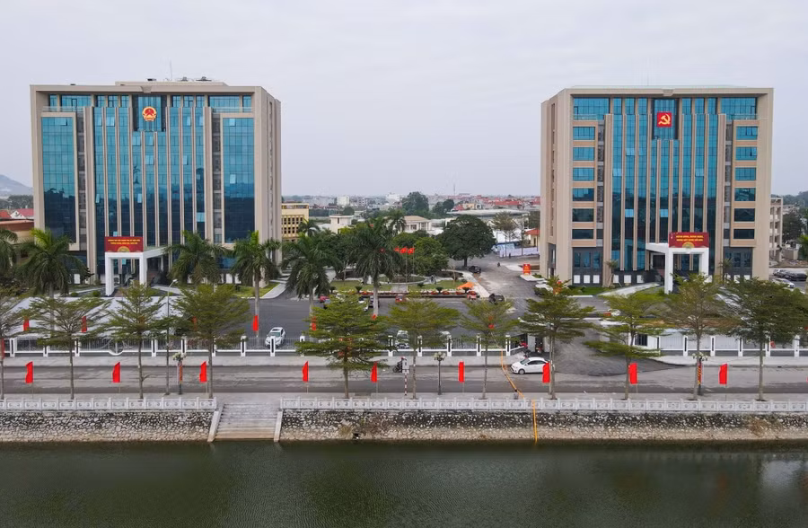 Trung tâm hành chính huyện Việt Yên.