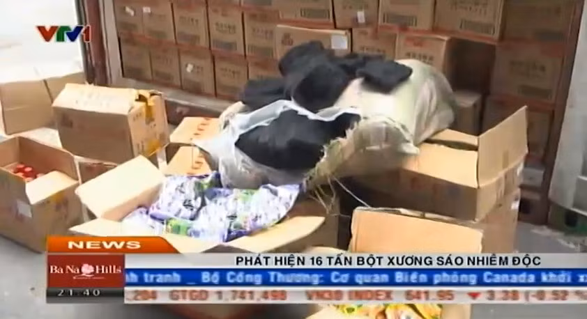 Phát hiện 16 tấn bột chế biến lẩu nấm và thạch rau câu nhiễm độc 