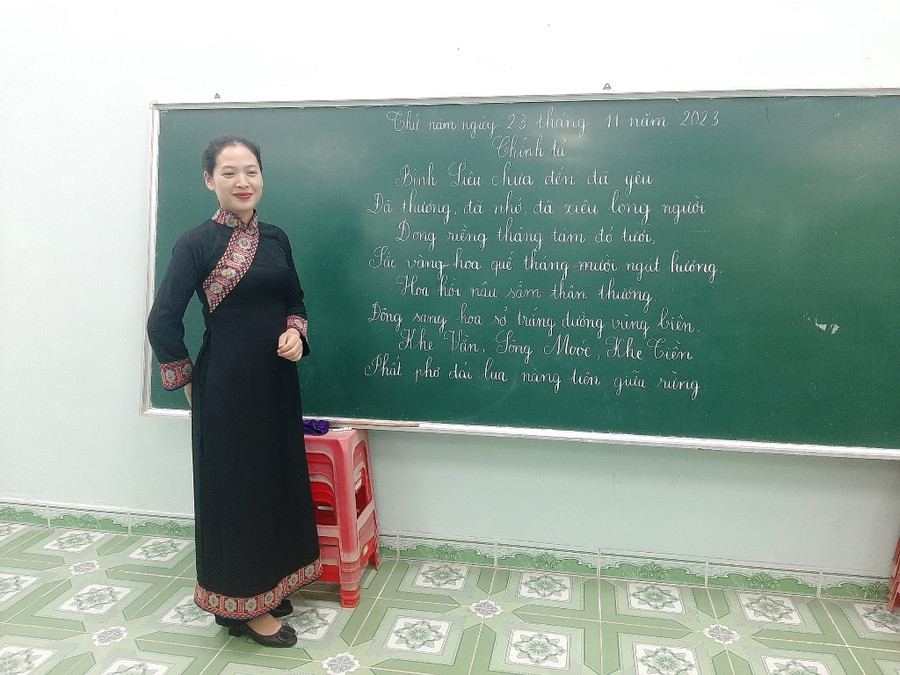 Cô giáo Lục Thị Lý.