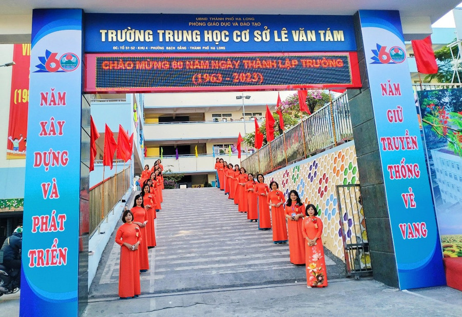 Trường THCS Lê Văn Tám.
