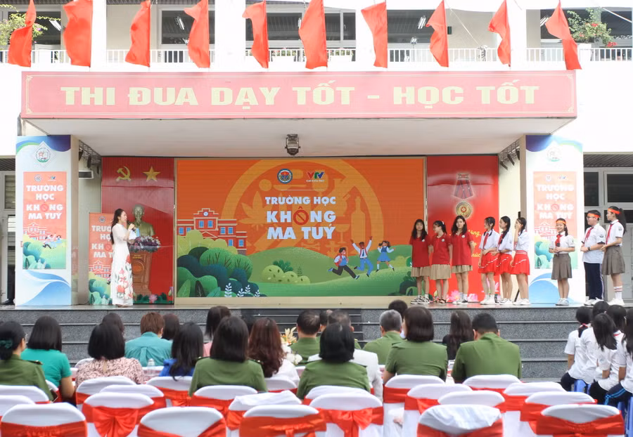 Số đầu tiên của cuộc thi với sự tham gia của các trường THCS trên địa bàn Hà Nội.