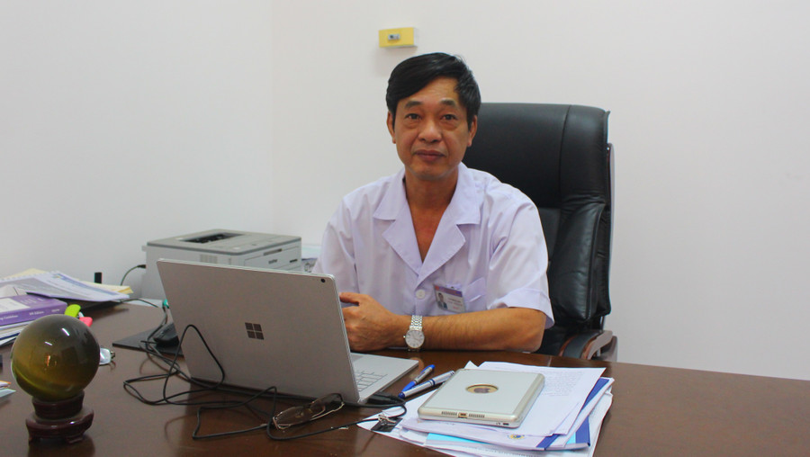 Bác sĩ Ngô Hùng Lâm - Giám đốc Bệnh viện tâm thần Hà Nội. Bác sĩ Ngô Hùng Lâm - Giám đốc Bệnh viện tâm thần Hà Nội.