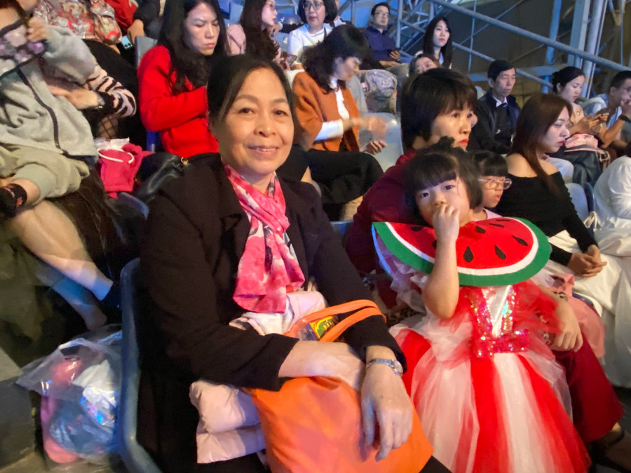 Bà Đặng Thị Mến (Hà Nội). Ảnh Ngô Chuyên. Bà Đặng Thị Mến (Hà Nội). Ảnh Ngô Chuyên.