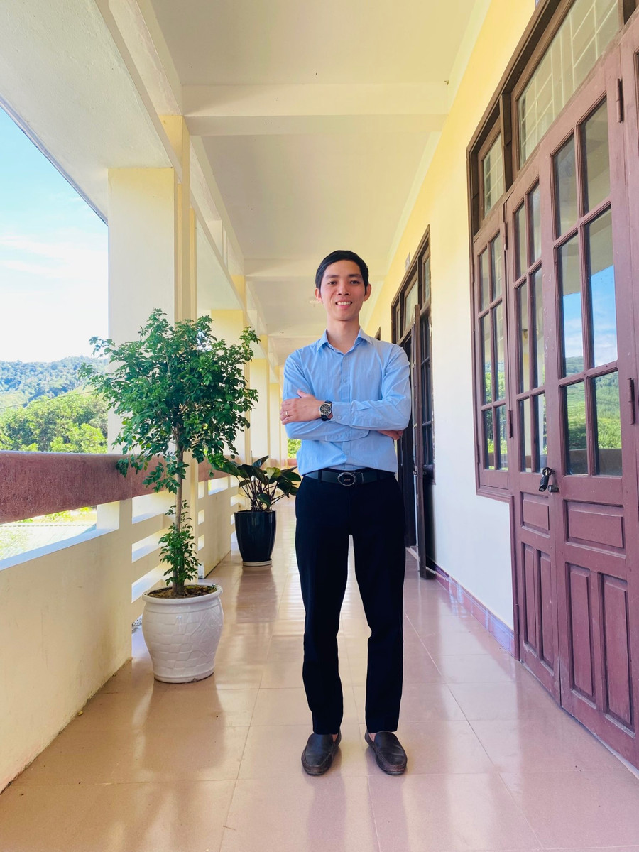 Chân dung thầy Trần Đình Phương. Ảnh NVCC.