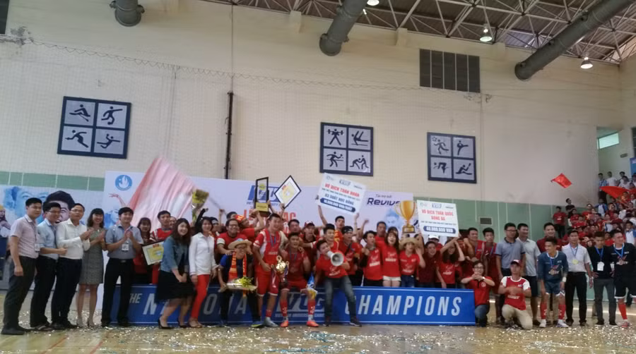 Đội Vô địch Futsal toàn quốc VUG 2017 thuộc về đội ĐH Bách khoa Hà Nội