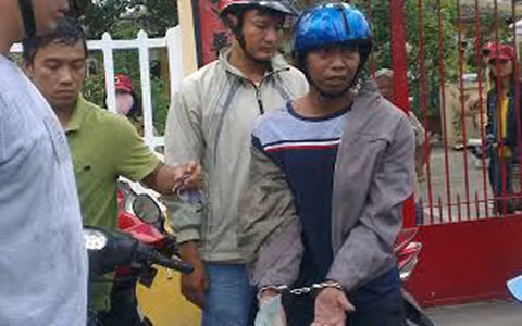 Dại dột chat sex, bị cưỡng dâm, tống tiền