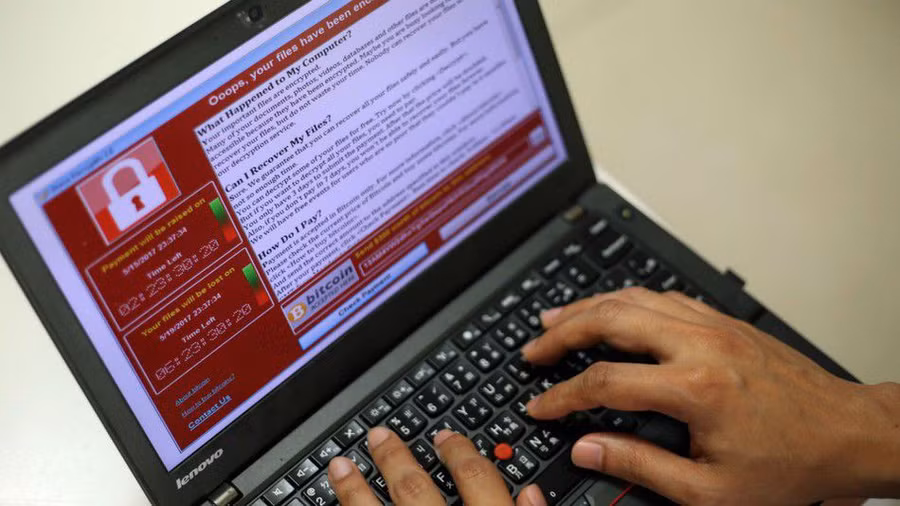 Con trai giả virus WannaCry để tống tiền bố