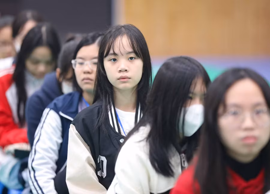 Học sinh dự lễ khai mạc.