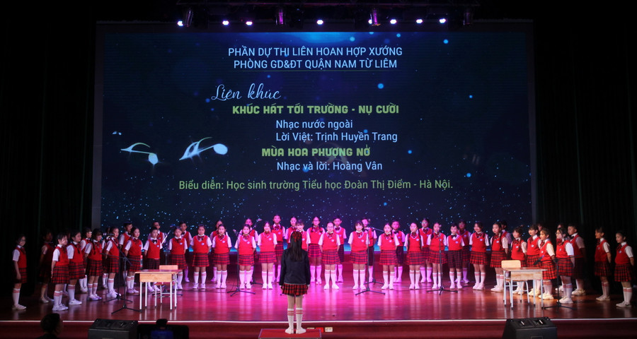 Học sinh Trường Tiểu học Đoàn Thị Điểm đại diện Phòng GD&ĐT quận Nam Từ Liêm dự thi. Học sinh Trường Tiểu học Đoàn Thị Điểm đại diện Phòng GD&ĐT quận Nam Từ Liêm dự thi.