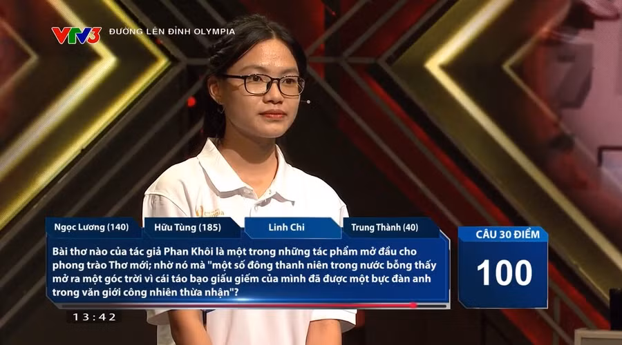 Linh Chi - Thí sinh nữ duy nhất của cuộc thi có thế mạnh trong lĩnh vực Khoa học xã hội.