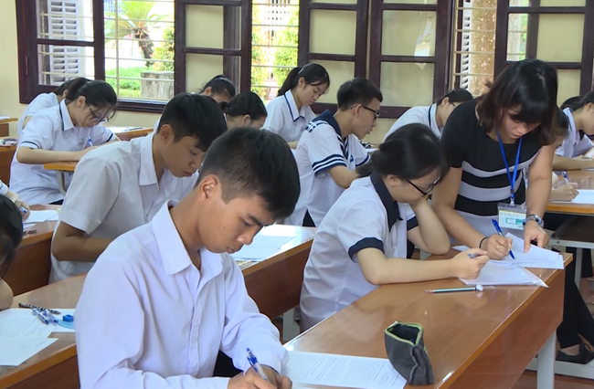 21.000 thí sinh Hải Phòng dự kì thi vào lớp 10