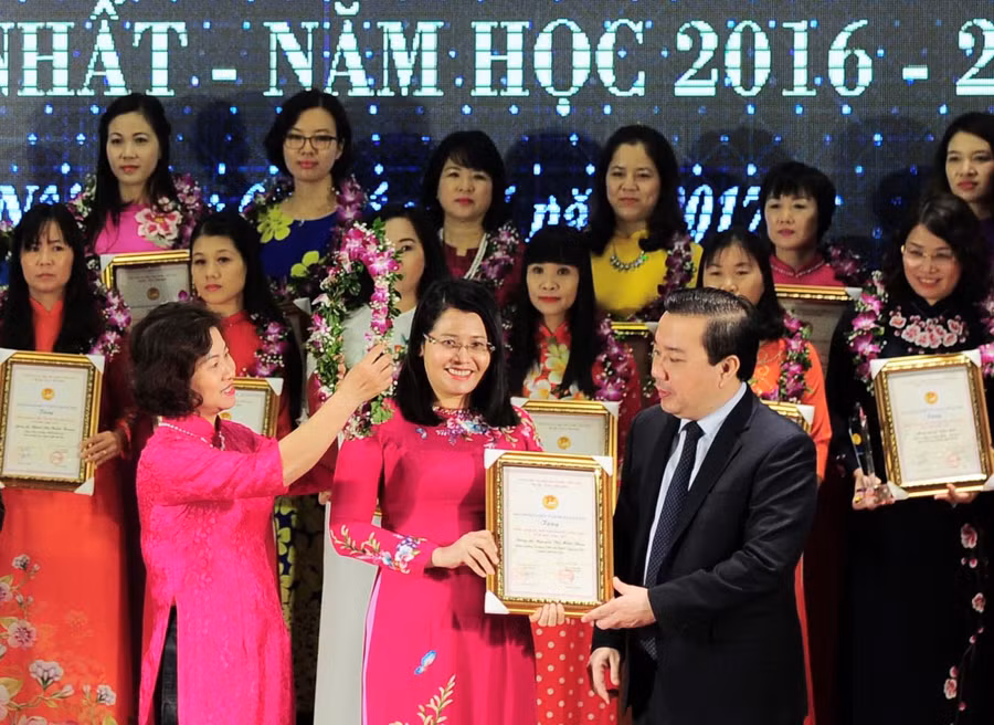 Cô hiệu trưởng năng động sáng tạo và mong muốn giúp học sinh trở thành công dân toàn cầu