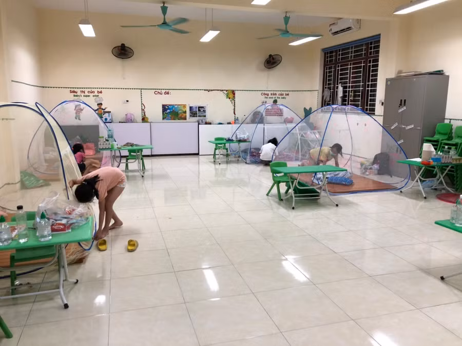 Học sinh đã ổn định tâm lý đi ngủ đúng giờ đảm bảo sức khỏe.