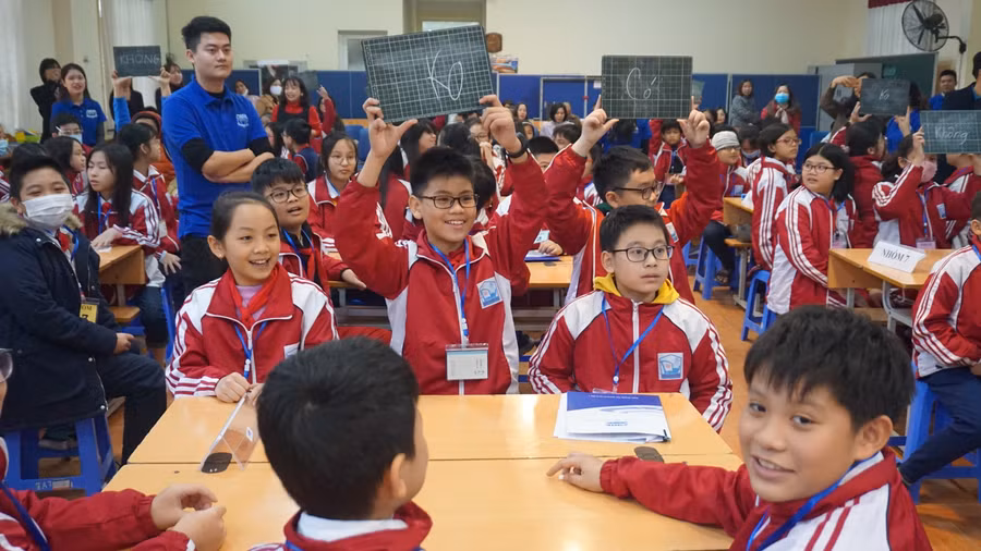 HS sôi nổi tham gia lớp học steam, ứng dụng sáng tạo các kiến thức đã học vào thực tế (Ảnh: TL).