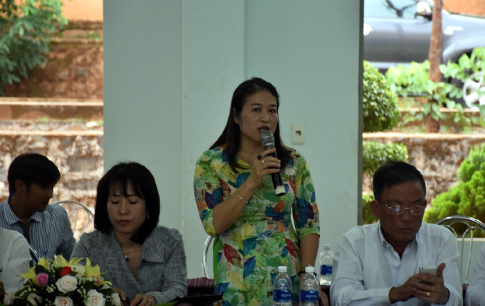 Cô Phạm Thị Hà – Trưởng phòng GD&ĐT TX Gia Nghĩa phát biểu tại buổi làm việc. ẢNh: CC Cô Phạm Thị Hà – Trưởng phòng GD&ĐT TX Gia Nghĩa phát biểu tại buổi làm việc. ẢNh: CC