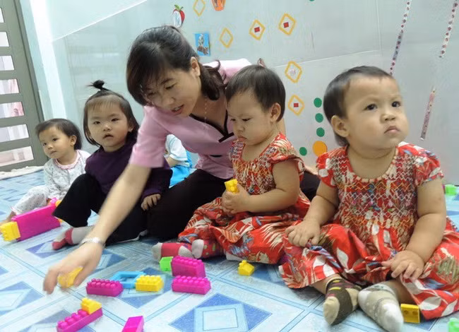 Sau tết, trường mầm non lại khát giáo viên