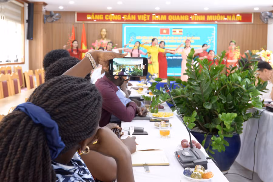 Lưu lại những hình ảnh với trường THCS Thành Công.