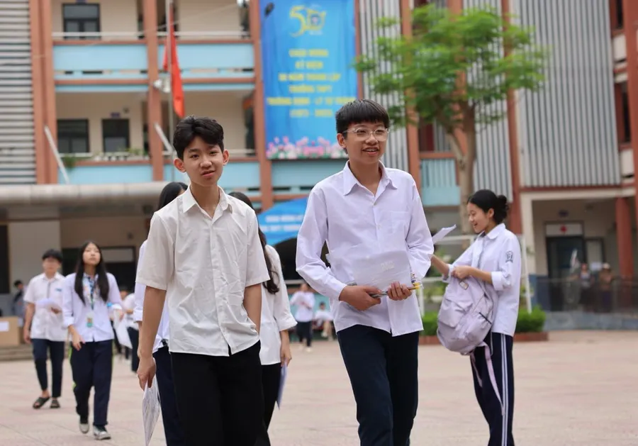 Thí sinh dự thi vào lớp 10 tại Hà Nội.