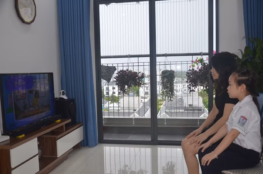 Không để tình trạng học sinh thiếu sách giáo khoa đầu năm học.