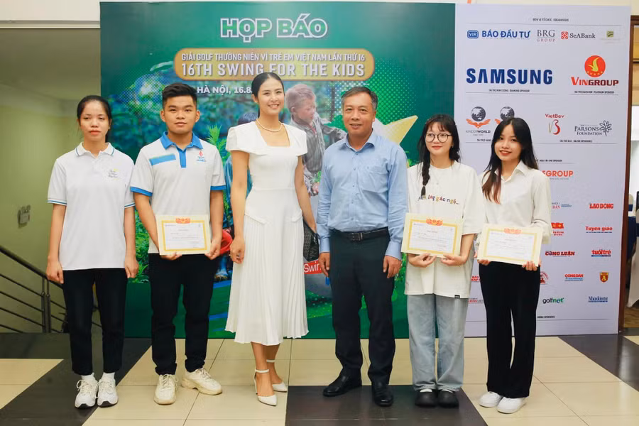 Hoa hậu Ngọc Hân đồng hành cùng giải golf từ thiện "Vì trẻ em Việt Nam - Swing for the Kids" lần thứ 16. Ảnh: BTC.