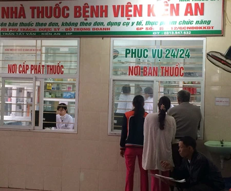 Nhà thuốc bệnh viện “cắt cổ” bệnh nhân