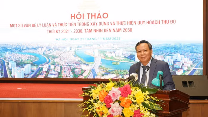 Ông Nguyễn Văn Phong, Phó Bí thư Thành ủy Hà Nội phát biểu.