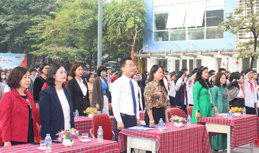 Đại biểu dự buổi lễ trao giải. Đại biểu dự buổi lễ trao giải.