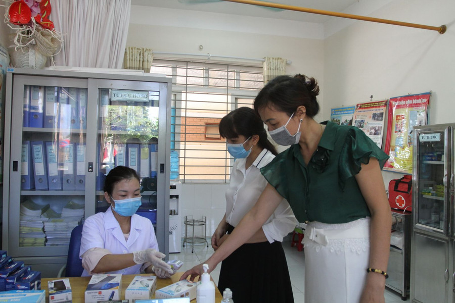 Các trường đều chuẩn bị số lượng thiết bị đo thân nhiệt đảm bảo đủ và hoạt động tốt.