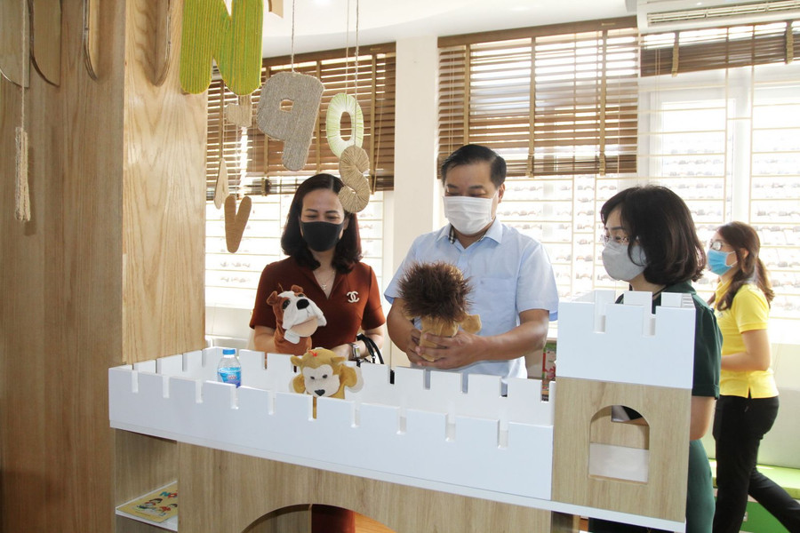 Đồ dùng đồ chơi của trẻ mầm non được khử khuẩn, đảm bảo an toàn