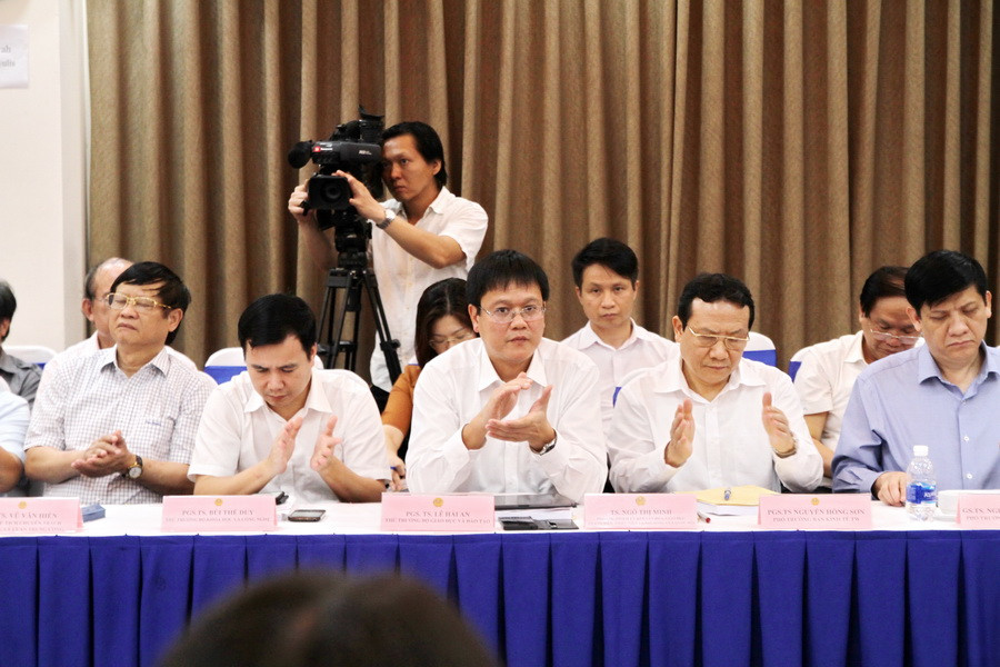 Thứ trưởng Lê Hải An đại diện lãnh đạo Bộ GD&ĐT tham dự hội thảo Thứ trưởng Lê Hải An đại diện lãnh đạo Bộ GD&ĐT tham dự hội thảo