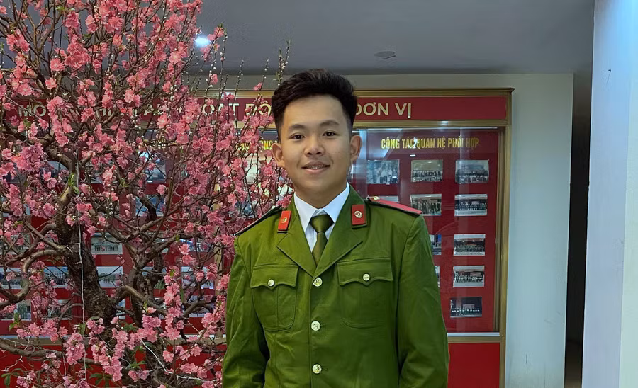 Nam sinh cảnh sát nhân dân giải Nhất cuộc thi Học và làm theo Bác.