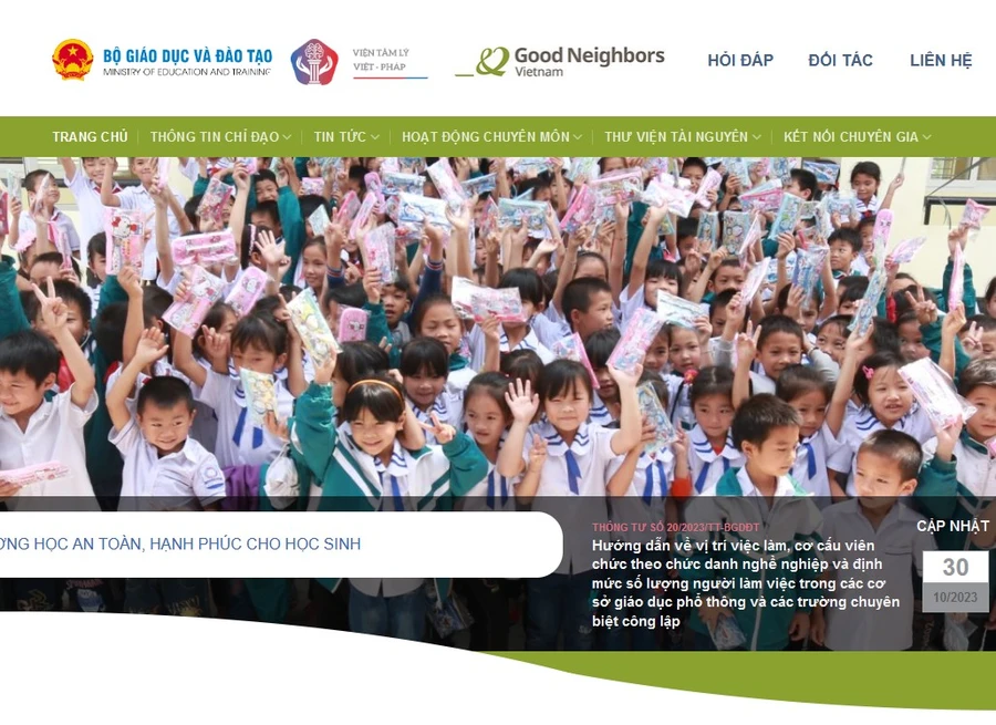 Giao diện website.