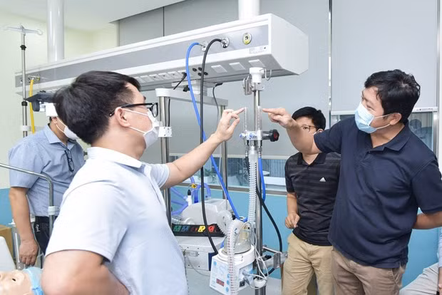 Viet Nam che tao thanh cong may oxy dong cao de phong, chong COVID-19 hinh anh 2